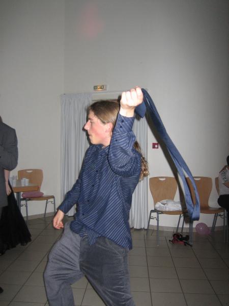 Le streap tease commence