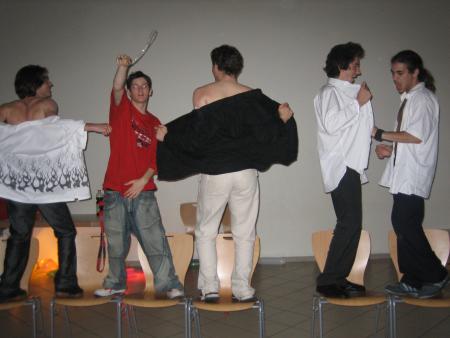 Le Streap Tease Continue III